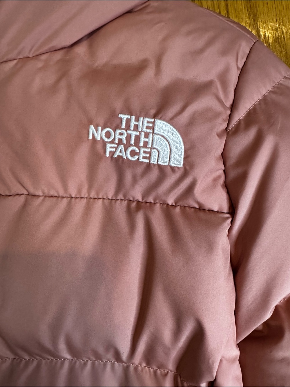 The North Face Women's Dusty Rose Puffer Coat - Picture 4 of 10
